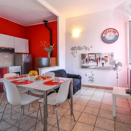 2 Bedroom Lovely In Дом отдыха *